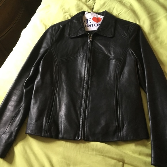Leather jacket - Picture 1 of 1